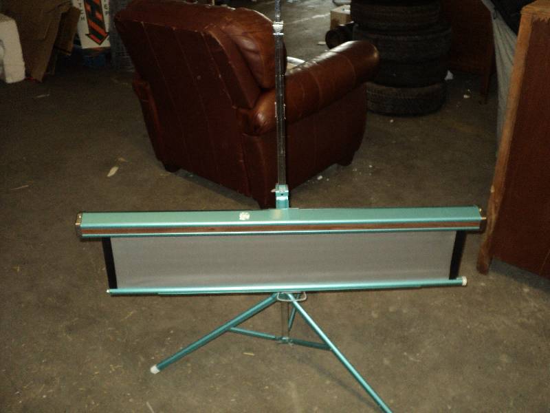 lot 21 image: 40 in wide projector screen and tr...