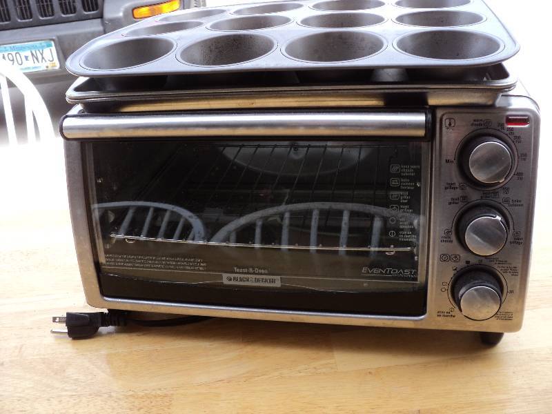lot 60 image: toaster oven and cookware...