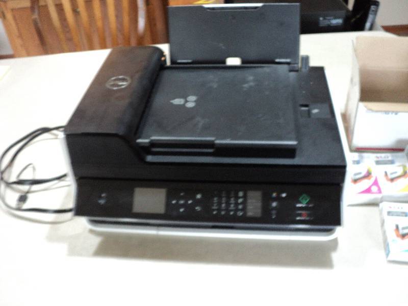 lot 86 image: dell printer with5 ink cartrages in...