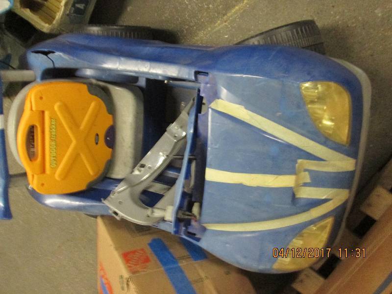 lot 215 image: lot of toys please look at pics all...
