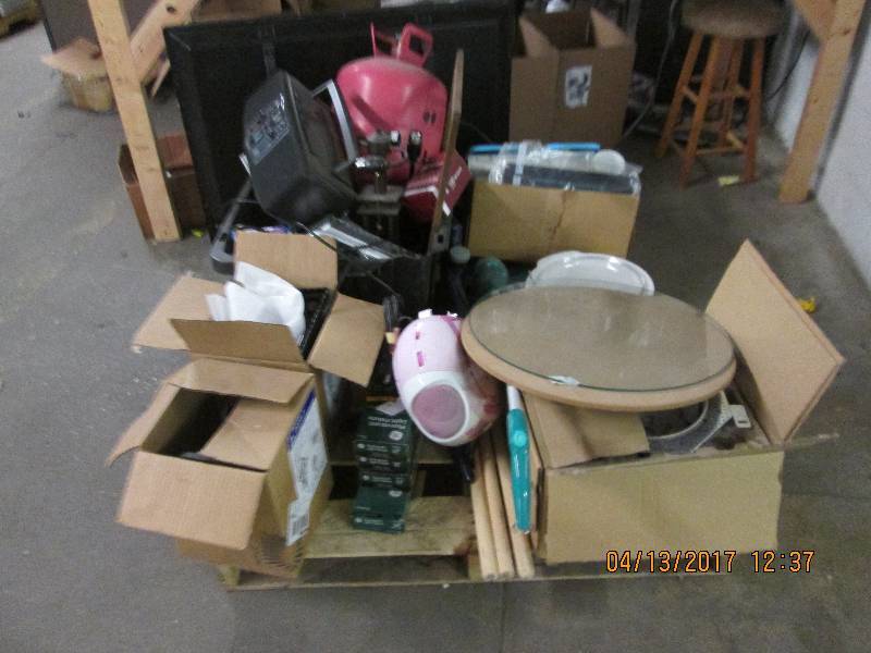 lot 238 image: pallet of misc ...