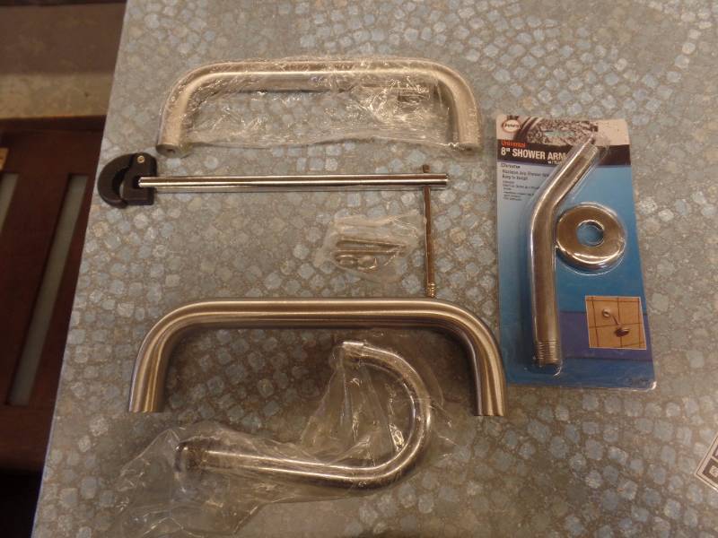 lot 616 image: ELECTRICAL AND HARDWARE