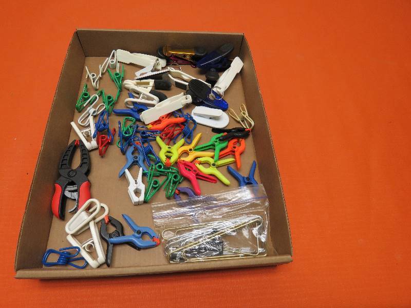 lot 42 image: Clips
