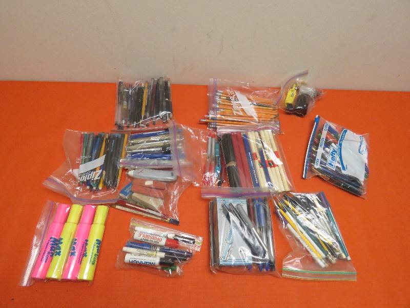 lot 43 image: Office Supplies