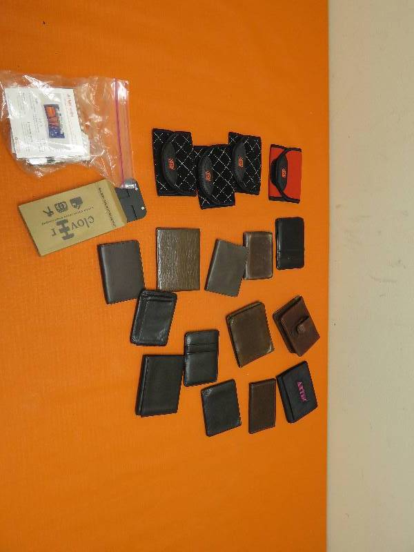 lot 44 image: Wallets