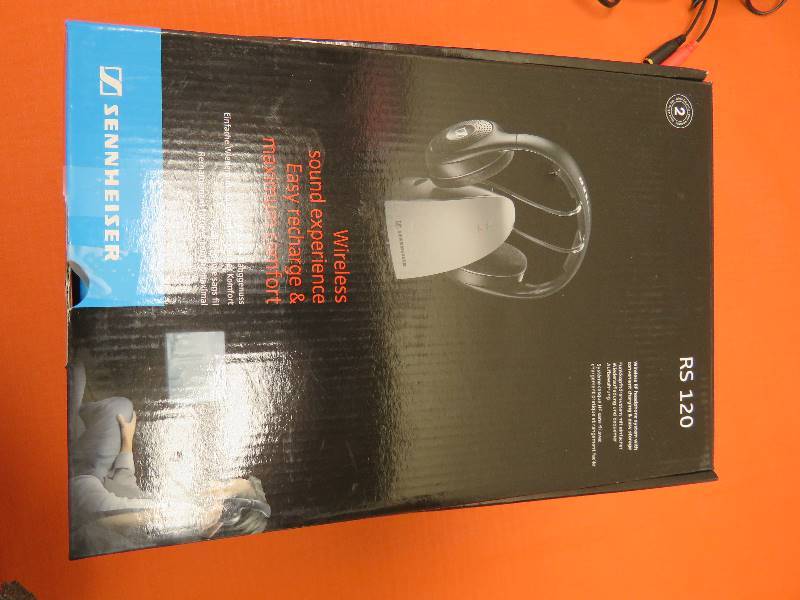 lot 52 image: Wireless Headphones