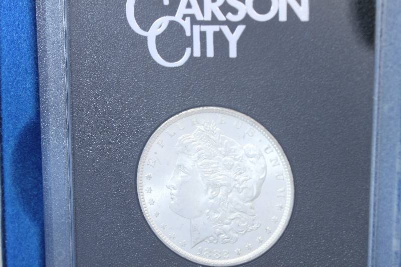1882CC CARSON CITY MORGAN SILVER DOLLAR BU ORIGINAL GSA GOVT PACKAGING
