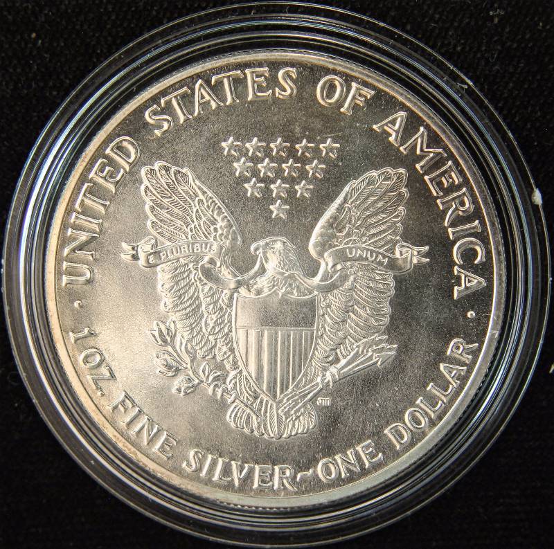 1989 AMERICAN SILVER EAGLE .999 FINE SILVER 1 TROY Oz. IN AIRTITE HOLDER