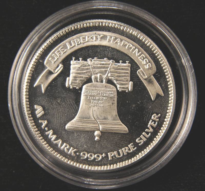 1 TROY OZ. .999 FINE SILVER VINTAGE 1983 A-MARK LIBERTY IN AIRTITE HOLDER