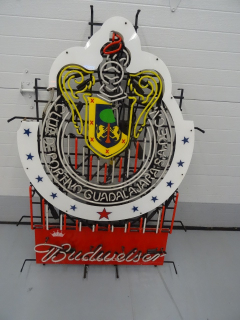 lot 7 image: Budweiser Cerveza official lighted ...