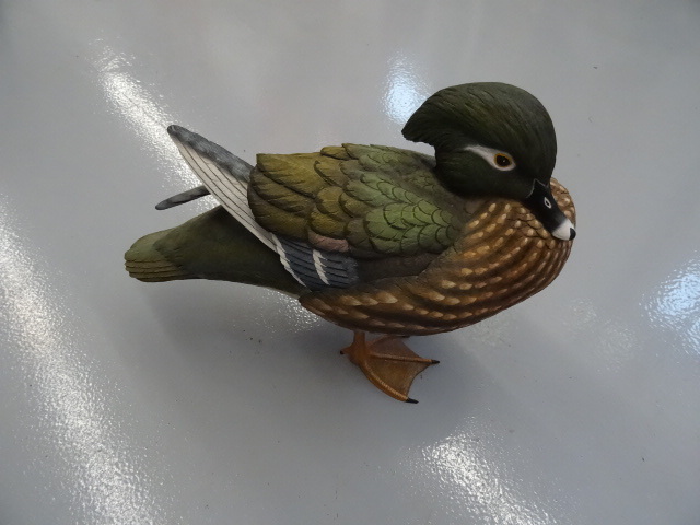 lot 51 image: Heavy ceramic wood duck. Female. Ve...