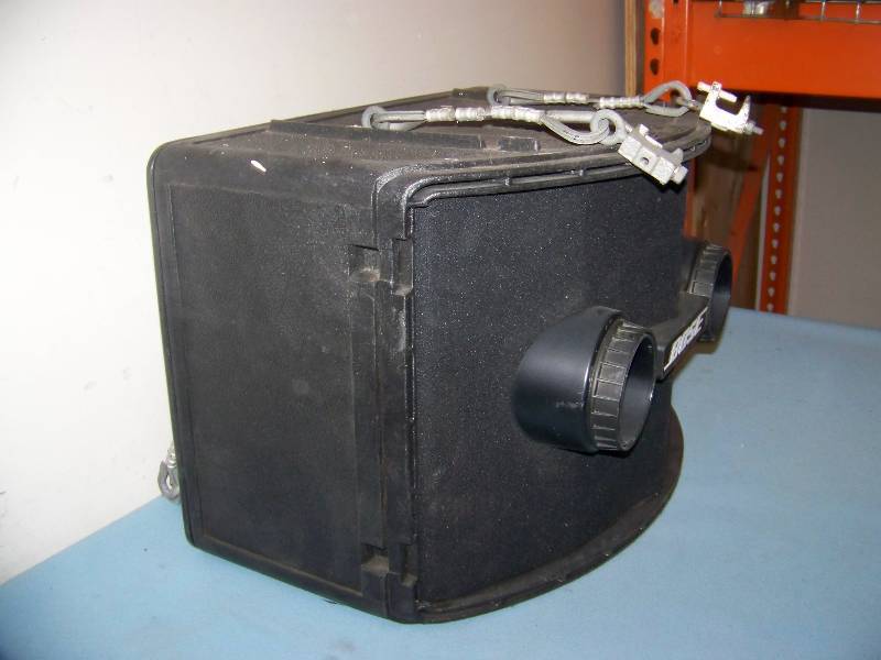lot 37 image: Bose, 802 Series II, 240W, Full Range Loudspeaker  Speaker with Suspension Cables