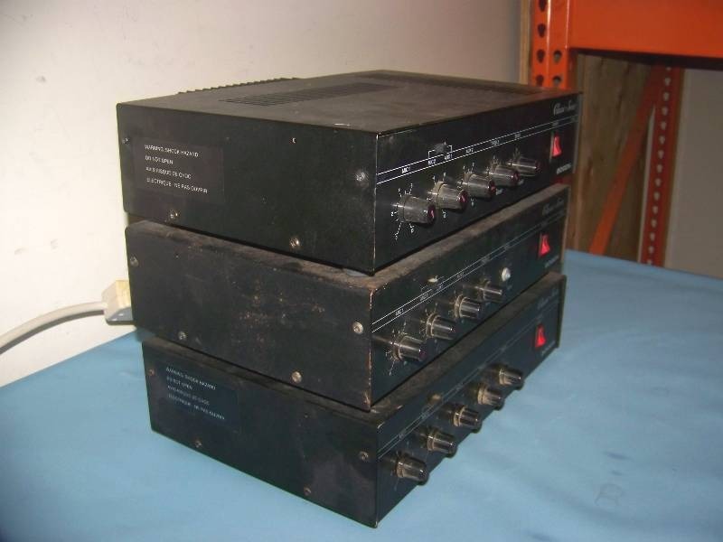 lot 79 image: (3) Bogen, Classic Series, PA, Amplifiers  Amps