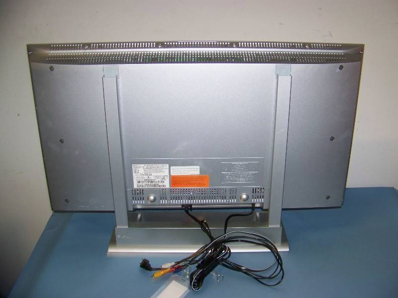 lot 9 image: 30, Philips, LCD, Television  TV with Stand