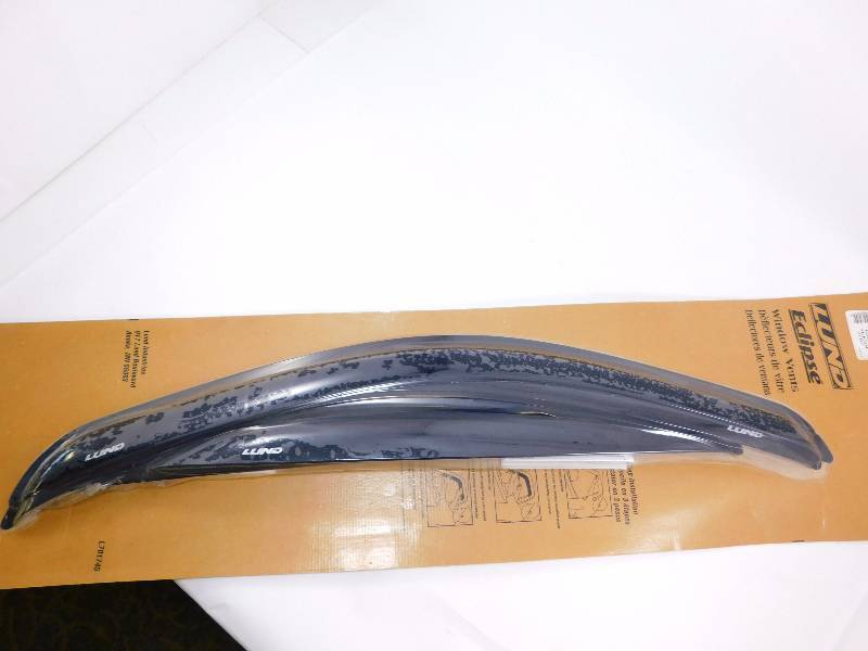 lot 19 image: New Lund Window Vents for 07 Chevy Tahoe, GMC Yukon