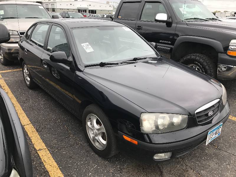 lot 13 image: 2003 Hyundai Elantra GT