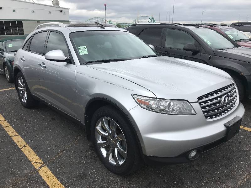 lot 22 image: 2005 Infiniti FX45