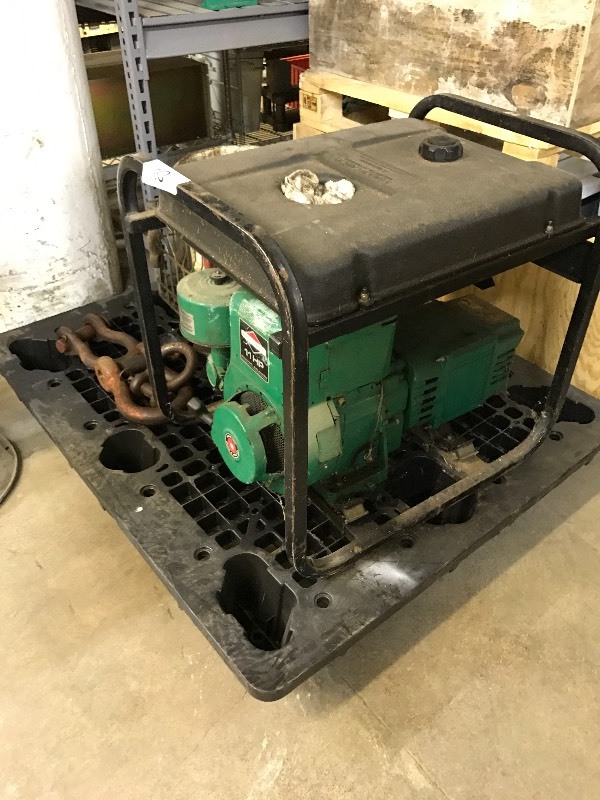 Gas generator