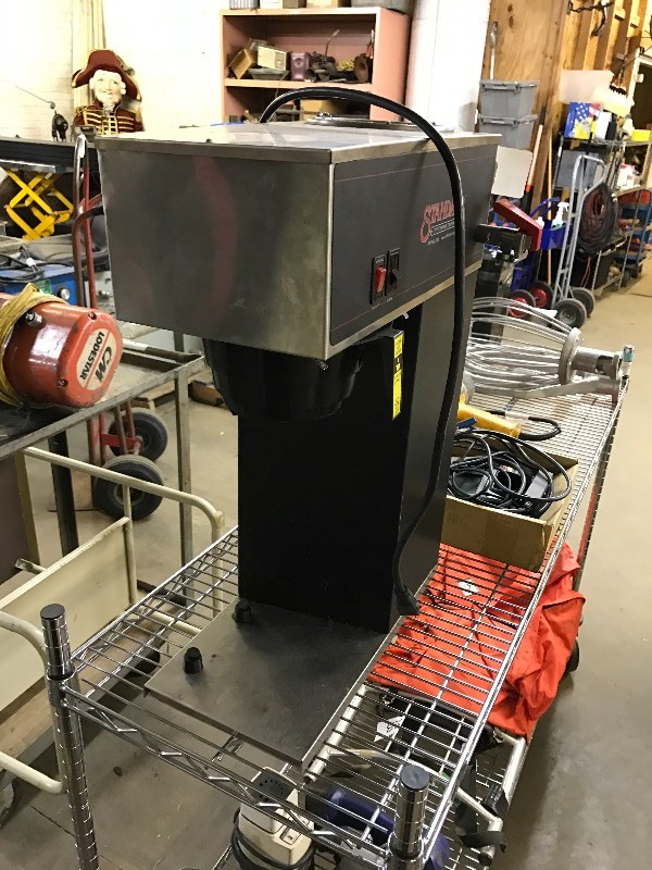 Commercial coffee percolator