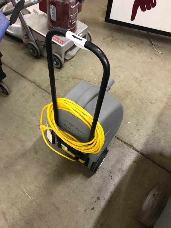 Floor cleaner