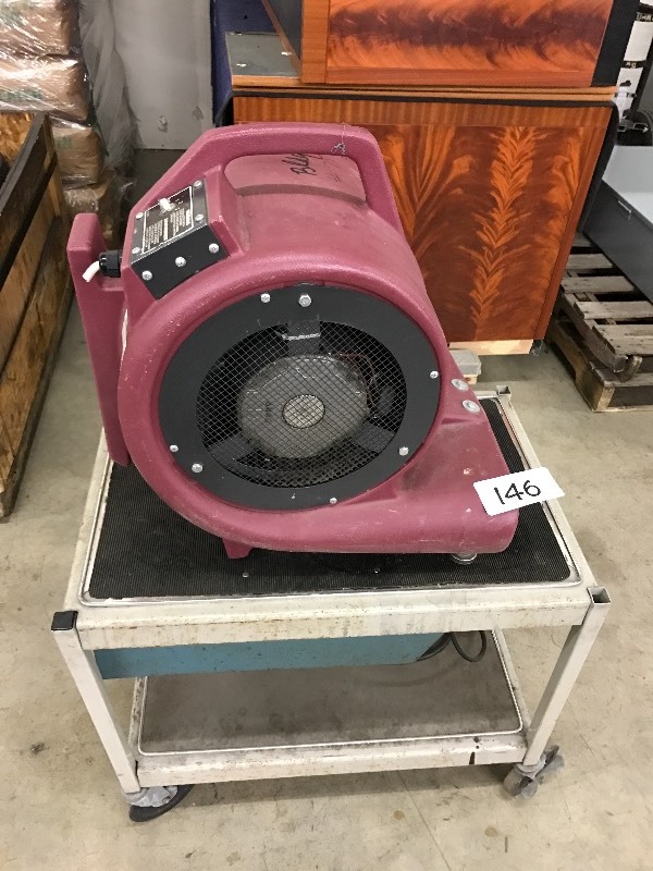 Floor dryer