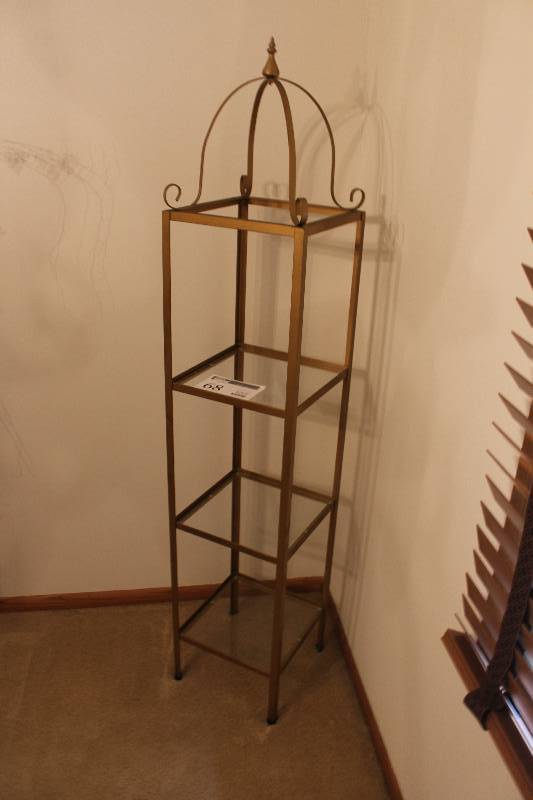 lot 68 image: 3-Tier Decorative Shelf