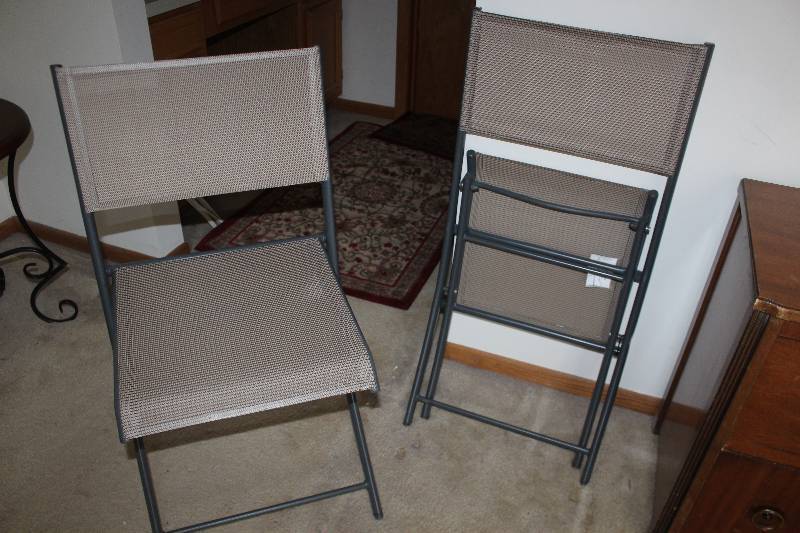 lot 108 image: Lot of (2) Folding Chairs