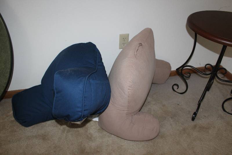 lot 106 image: Lot of (2) Chair-back Pillows