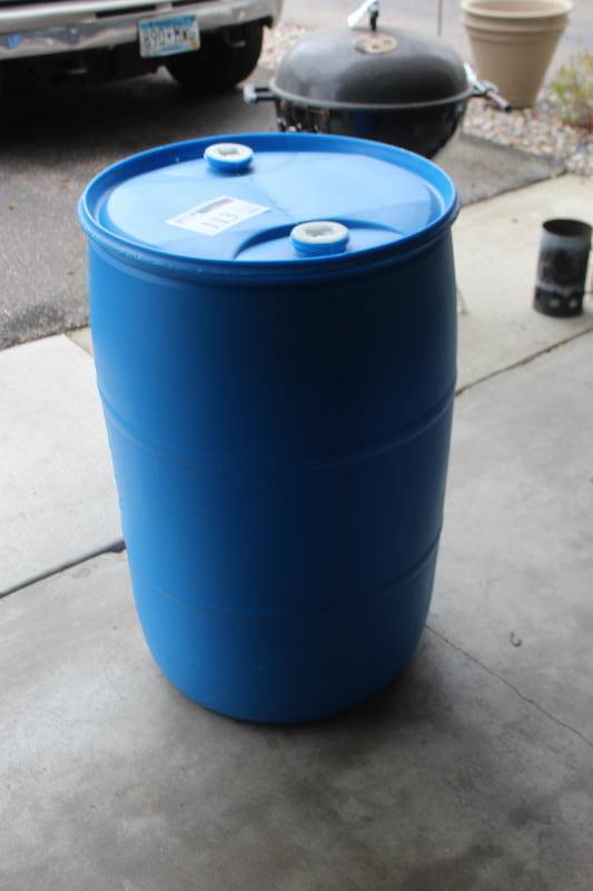 lot 113 image: 50-Gallon Water Barrel