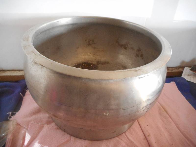 VINTAGE STAINLESS MILKER BUCKET
