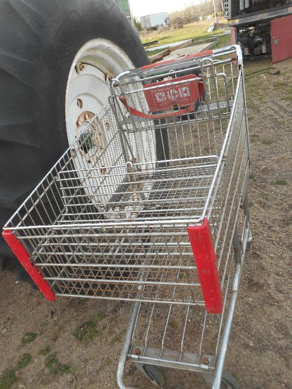 VINTAGE STEEL SHOPPING CART