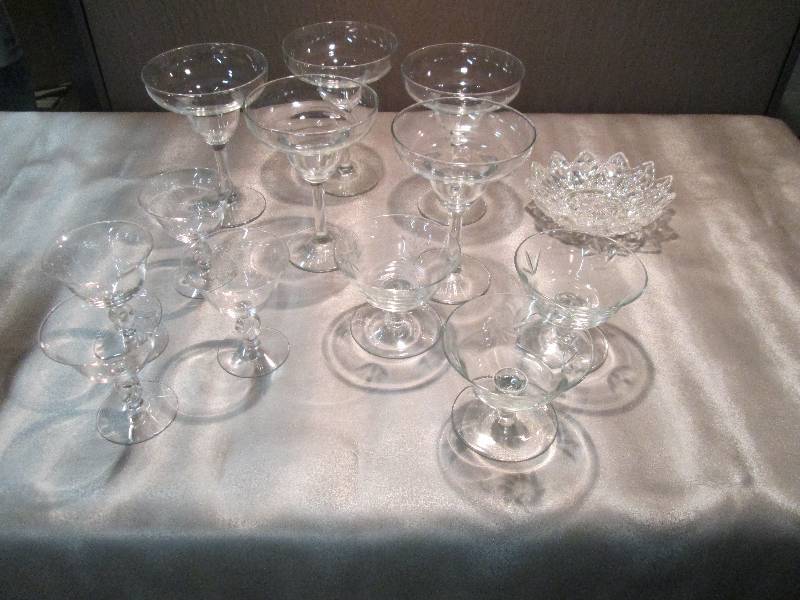 Lot of 5 Marguerita Glasses, 4 Cord...