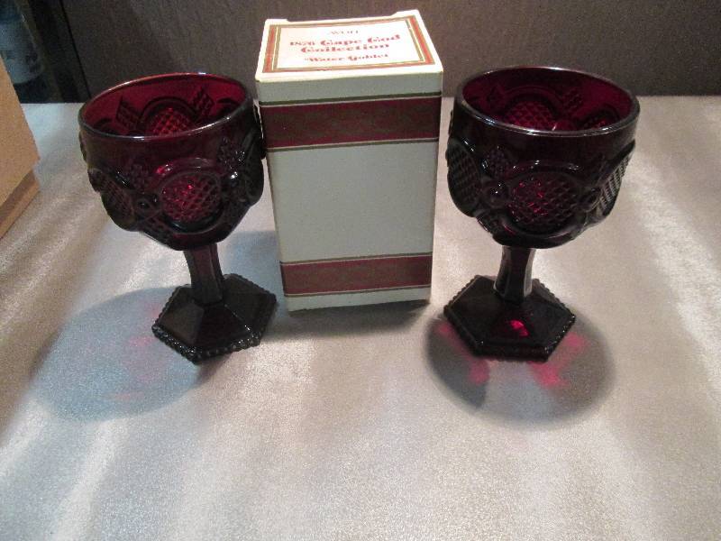 9 Avon Cape Cod Collectible Water G...