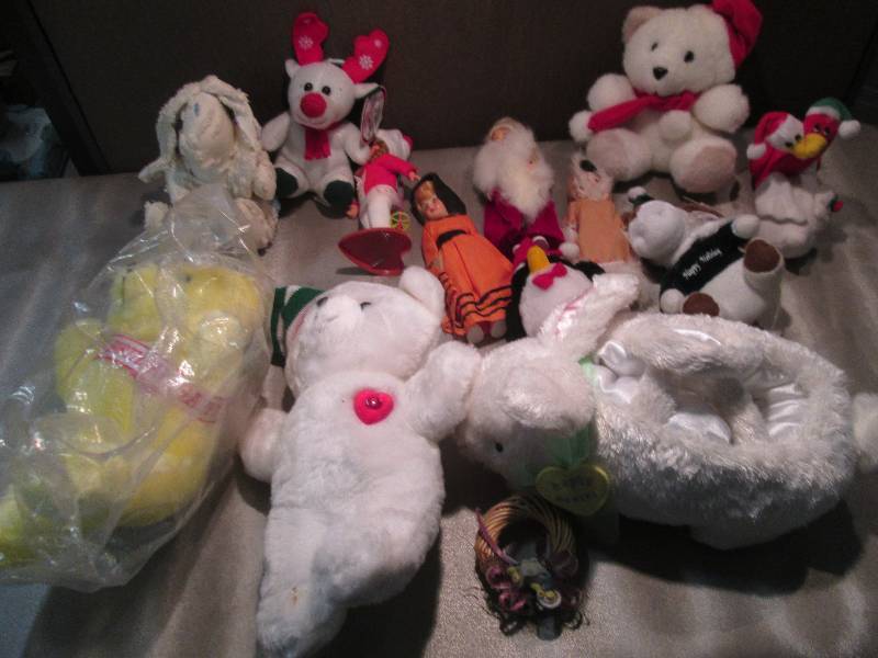 Assorted Plush Animals & Small Dool...
