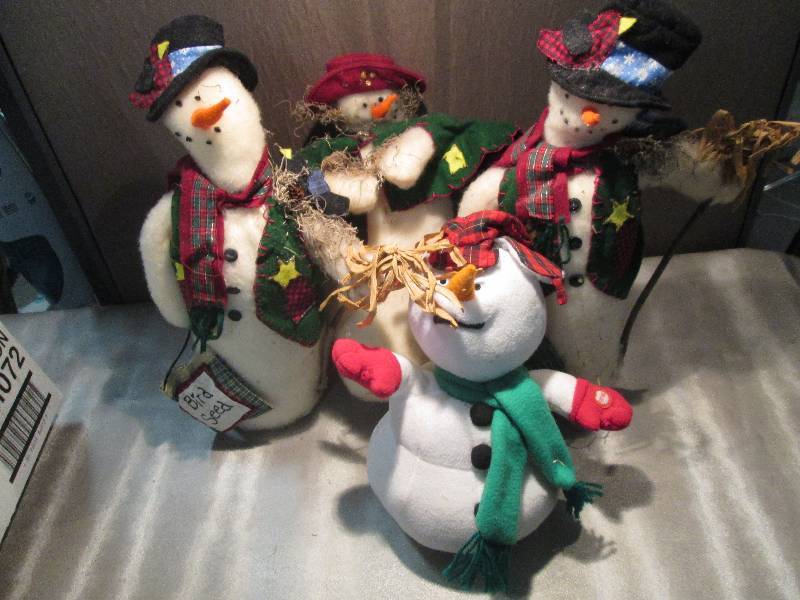 Assorted Snowmen  ...
