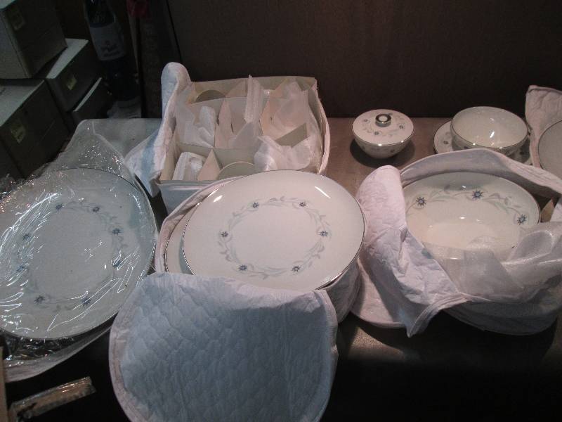 China Set with Serving Pieces all i...