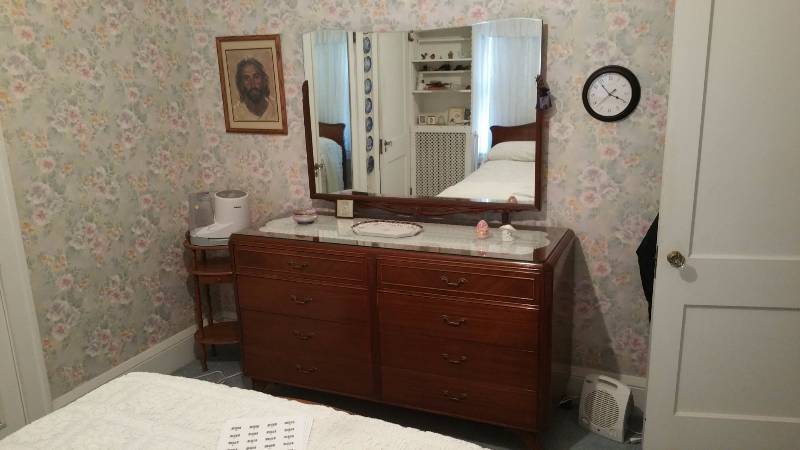 Rway Neoclassical Federal Mirrored Dresser