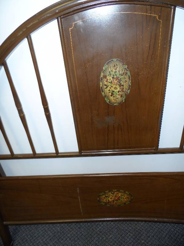 lot 16 image: Brass Frame bed, Double, Metal Headboard and Foot board.