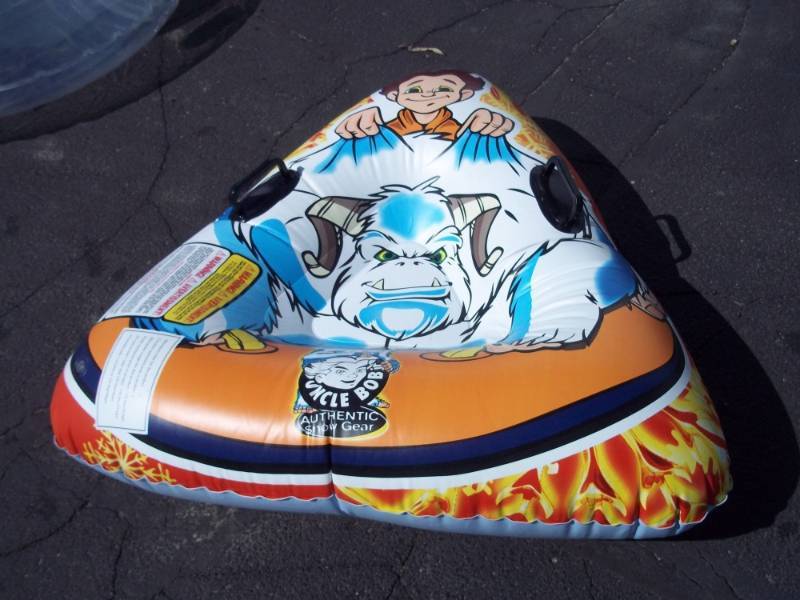 lot 25 image: Inflatable Snow Sled