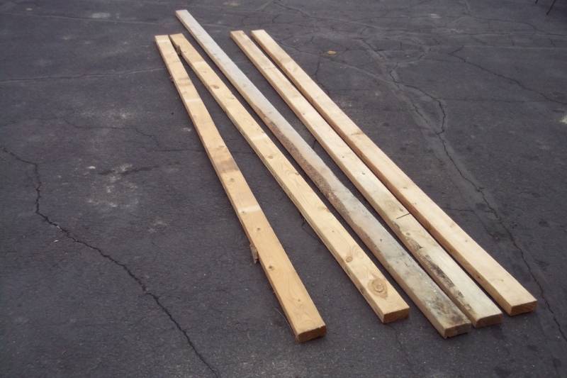 lot 203 image: 5 - 2 x 4 Four 10 and one 12