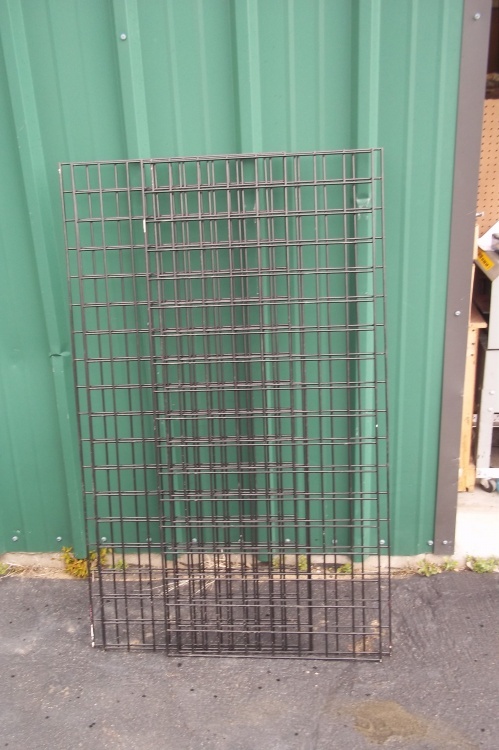 lot 28 image: 4 Wire Shelves 24 x  54