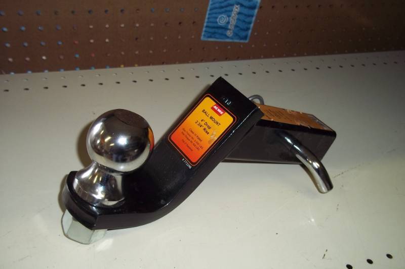 lot 35 image: receiver hitch, 4 drop.  2 and 516 ball.  6,000 pound rating