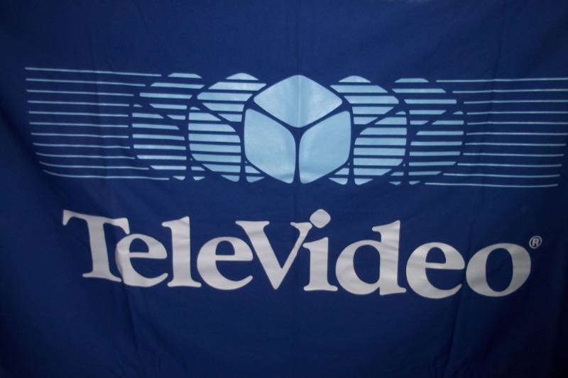 lot 90 image: Televideo Banner, B and K Empty Case