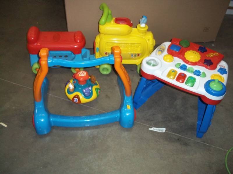 lot 123 image: Kids Toys