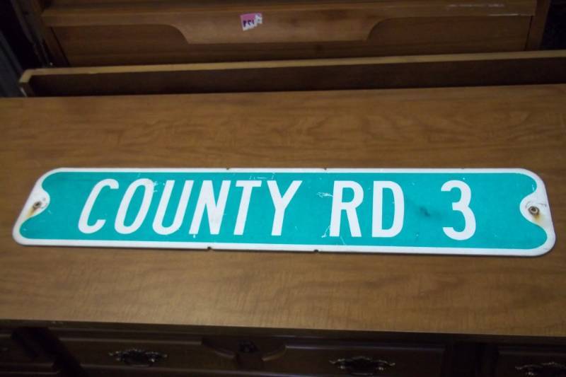 lot 134 image: County RD 3 Metal Sign