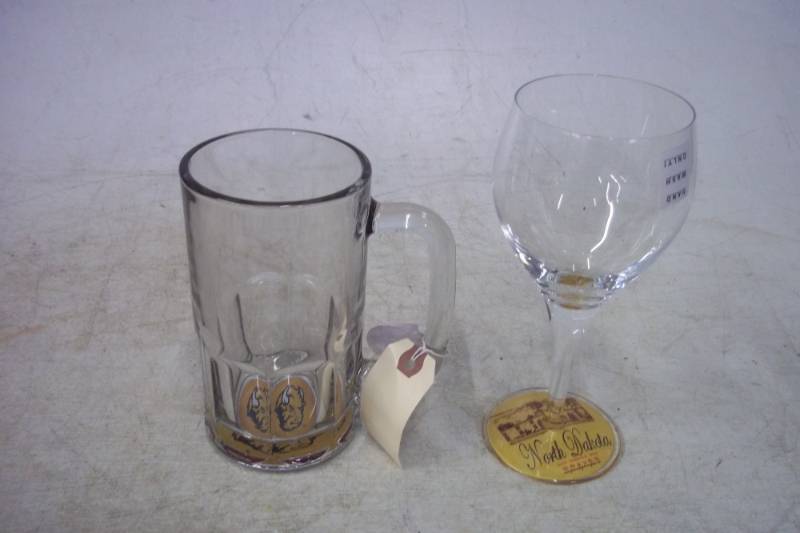 lot 139 image: North Dakota Wine Glass and Bison Mug