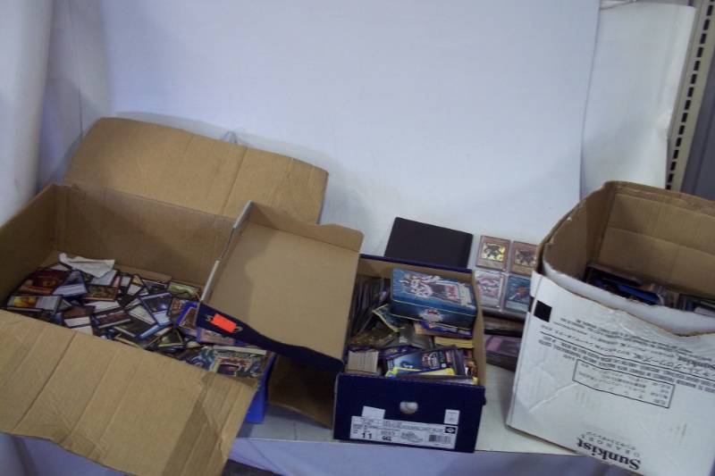 lot 168 image: Large Collector Card Lot