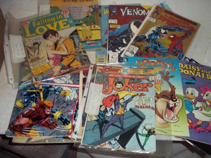 lot 176 image: Vintage Comic Books