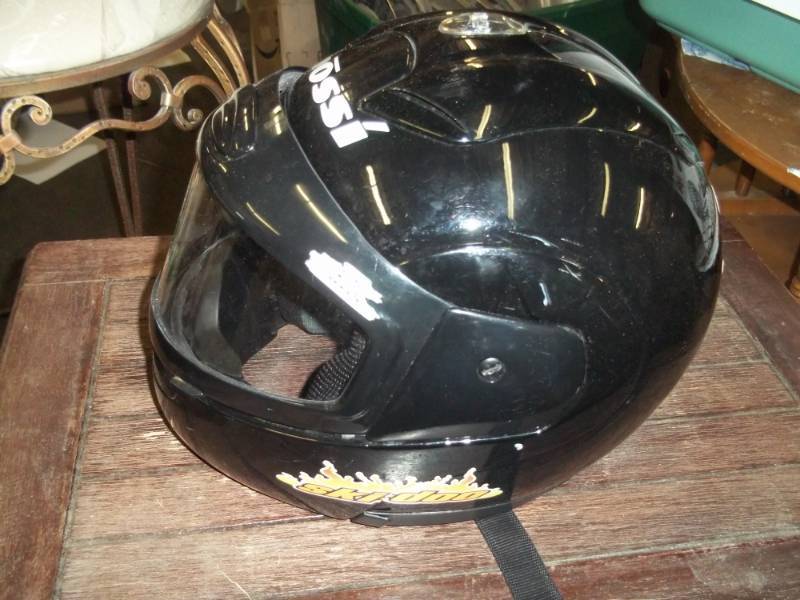 lot 217 image: Large Mossi Helmet with face shield