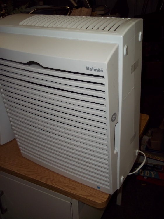 lot 218 image: Holmes Air Cleaner with filters